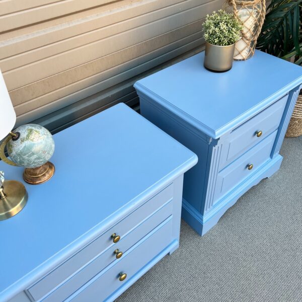 Broyhill Kale Green Dresser